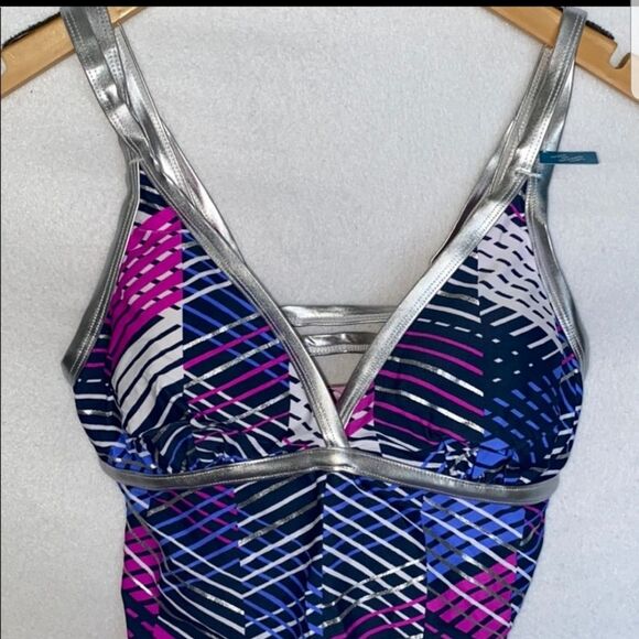Free Country Tankini Top Medium 🆕️ - Picture 2 of 4